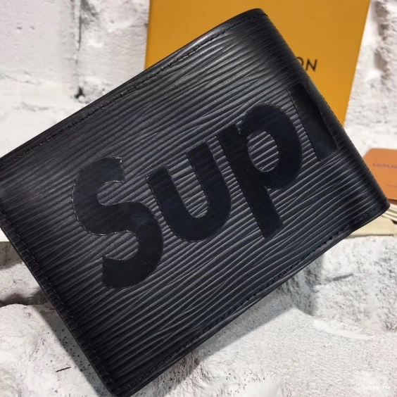 pocket Louis supreme wallet Vuitton 0819